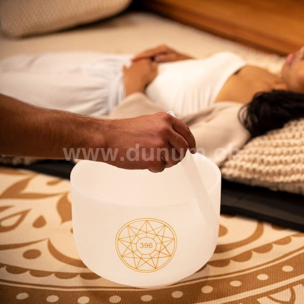 10" / 25cm Solfeggio Kristallklangschale - Ut 396Hz / G4 | Klangschalen & Stimmgabeln | Dunum.ch