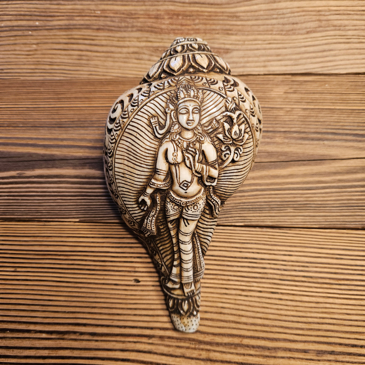 Muschelhorn Tara Devi
