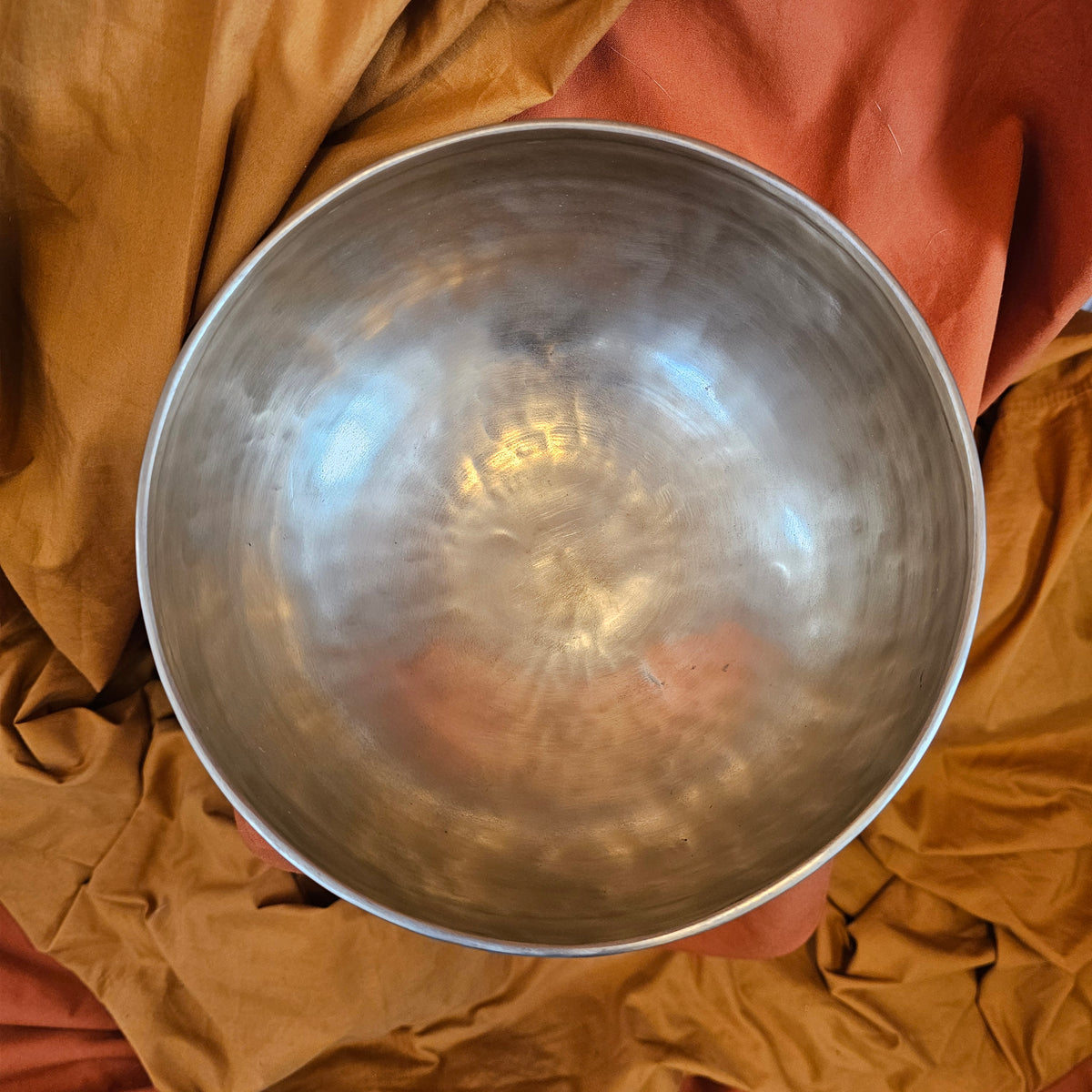 Klangschale  ø 21.5 cm | Ton: ~ C | Wurzelchakra