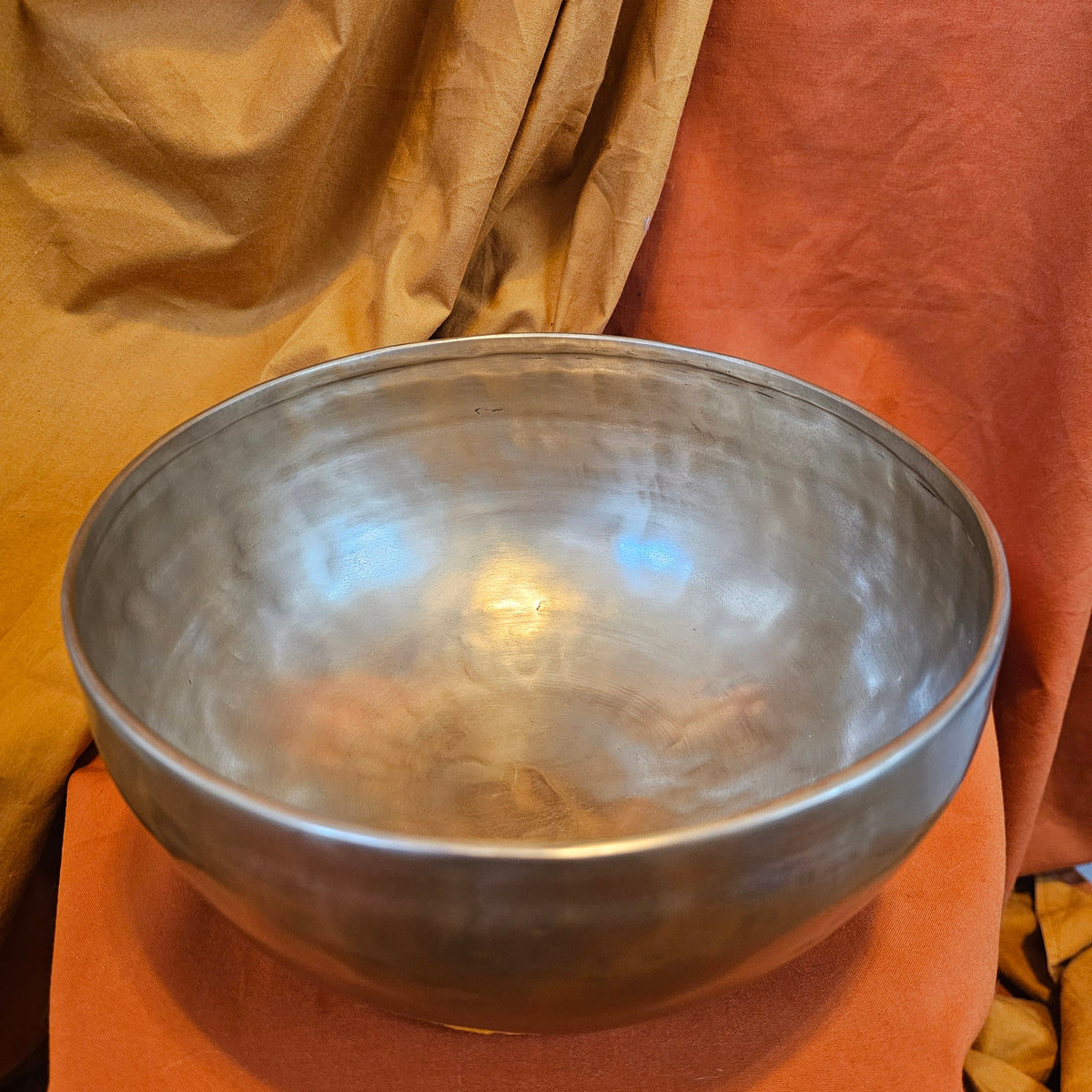 Klangschale  ø 21.5 cm | Ton: ~ C | Wurzelchakra