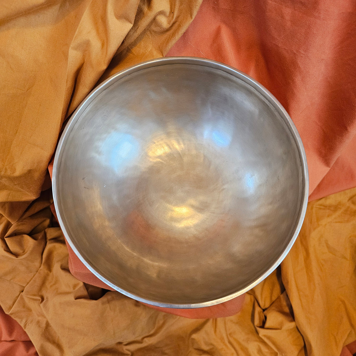 Klangschale  ø 22.5 cm | Ton: ~ C | Wurzelchakra