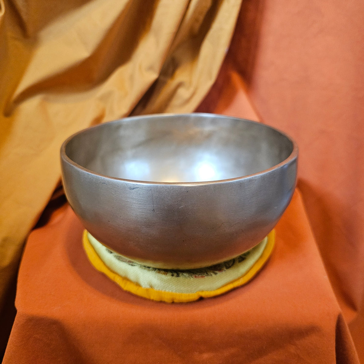 Bol chantant ø 16 cm | Son : ~ D en 432 Hz | Chakra sacré