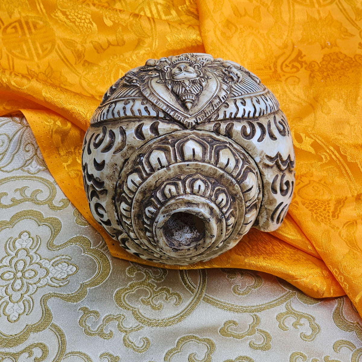 Muschelhorn Amoghapāśa Lokeśvara