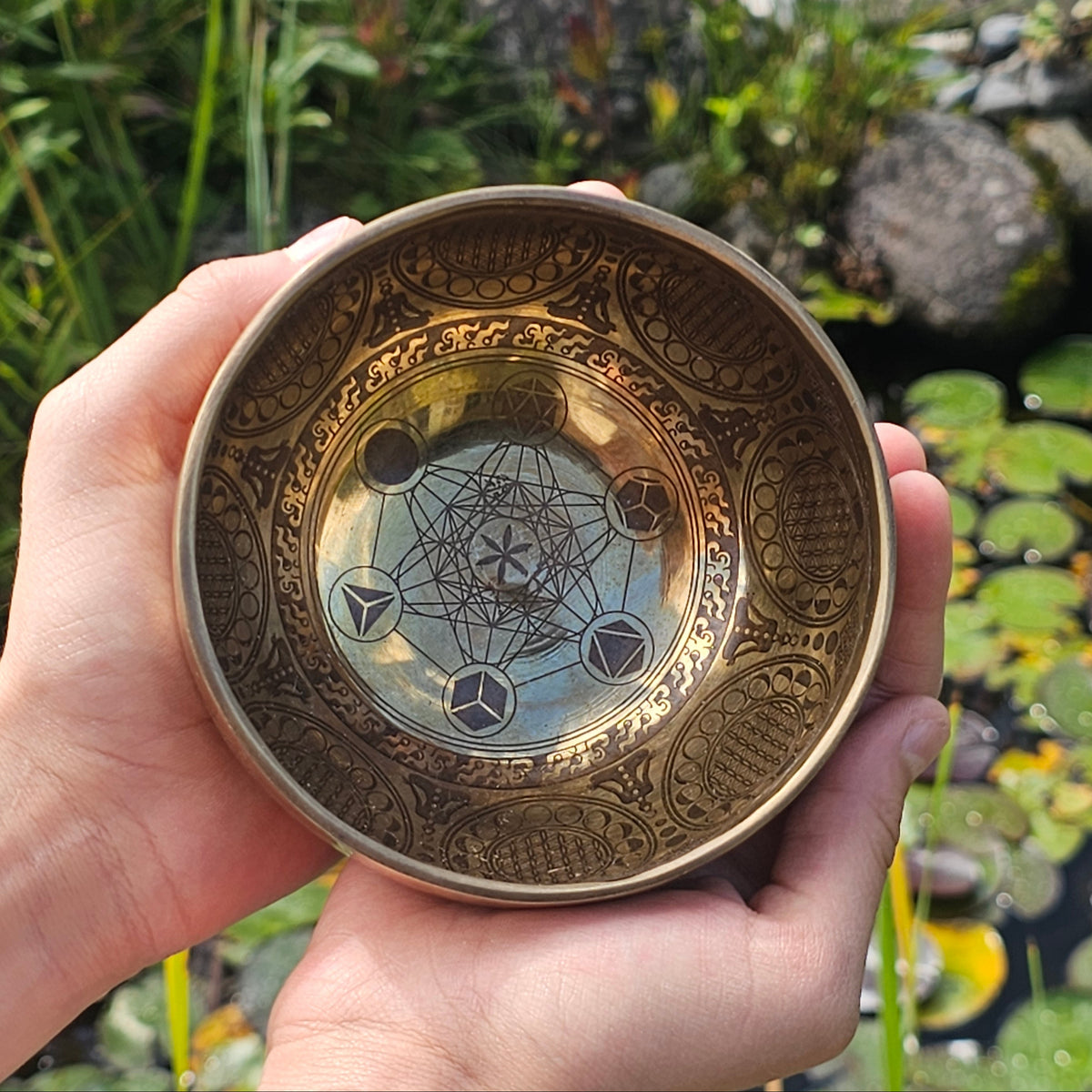 Tibetische Klangschale - ø 10,5 cm | C# | Om