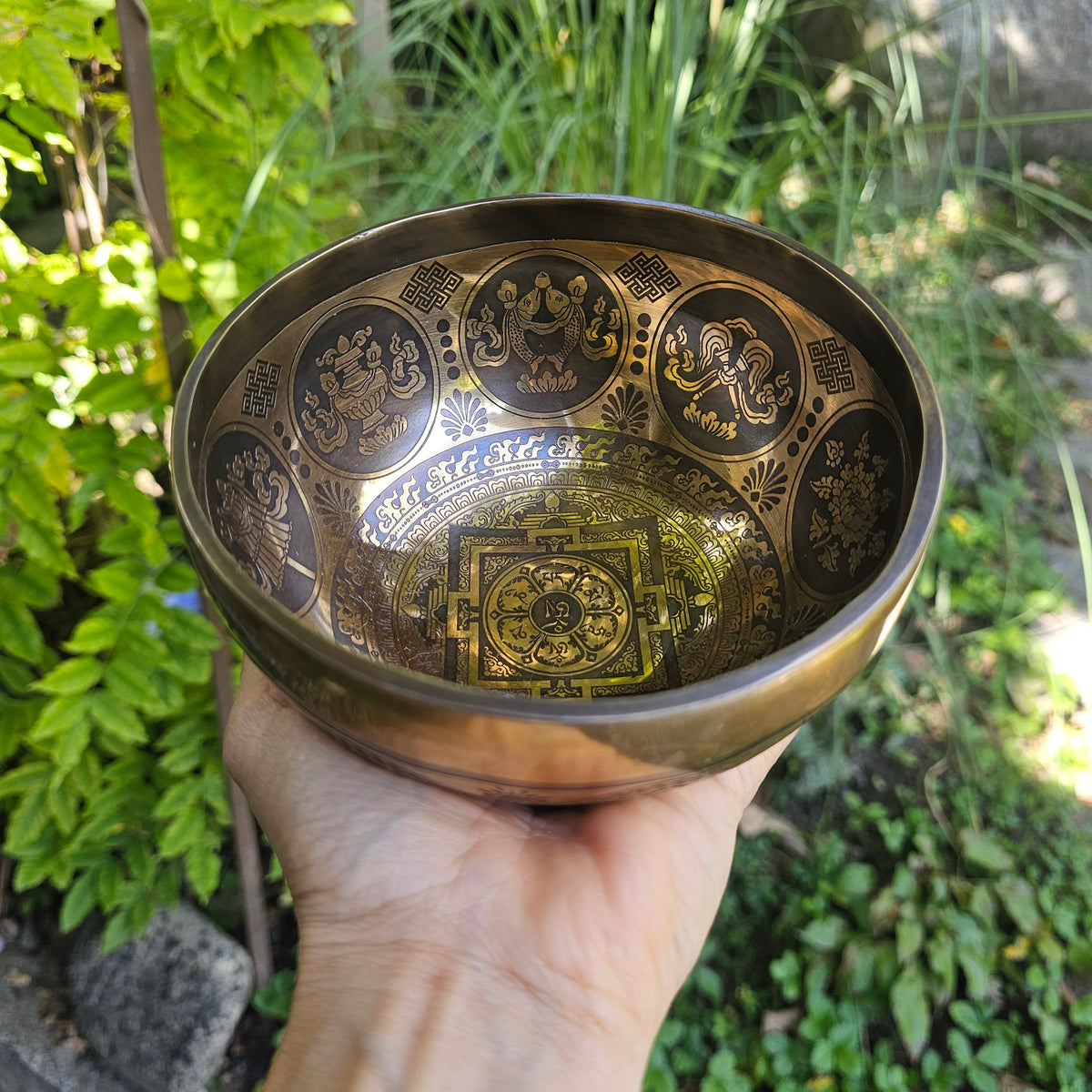 Tibetische Klangschale - Mantra ø 14 cm | F | Herz Chakra