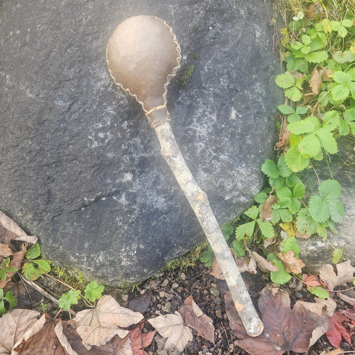 Schamanenrassel Elch