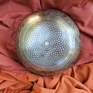 Singing bowl Om Mani Padme Hum - ø 21,5 cm