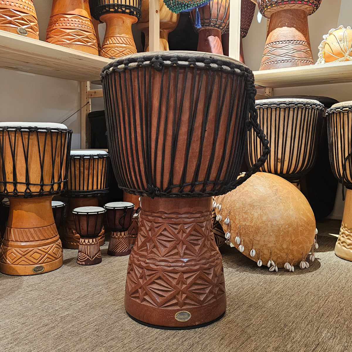 Djembé Pro aus Guinea Ø 36 cm, H 63 cm