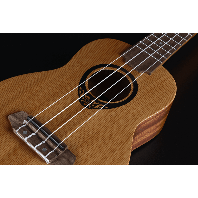 LÂG Ukulele Tiki TKU10S Soprano