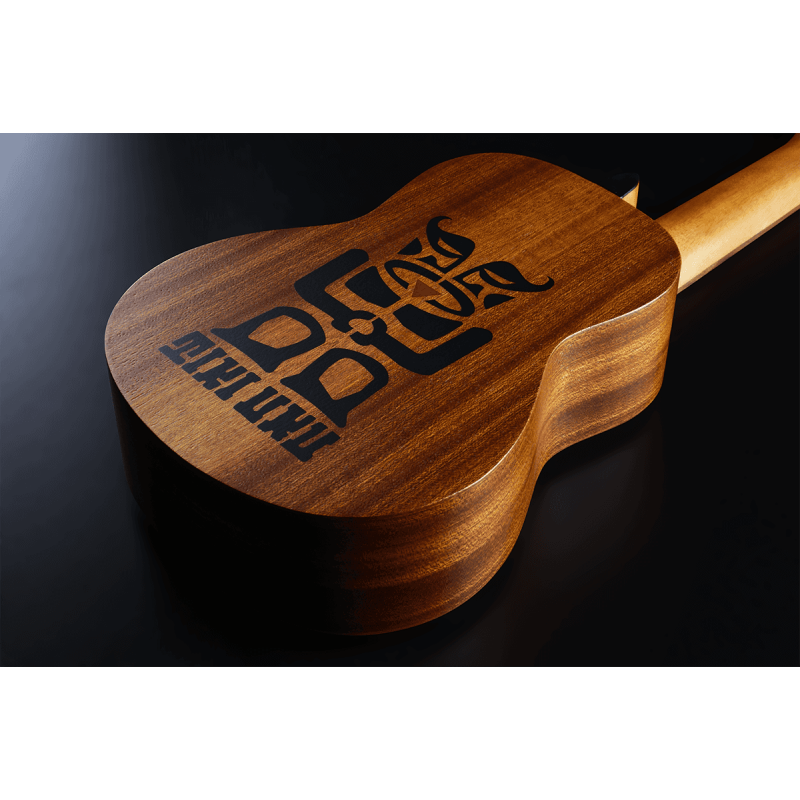 LÂG Ukulele Tiki TKU10S Soprano