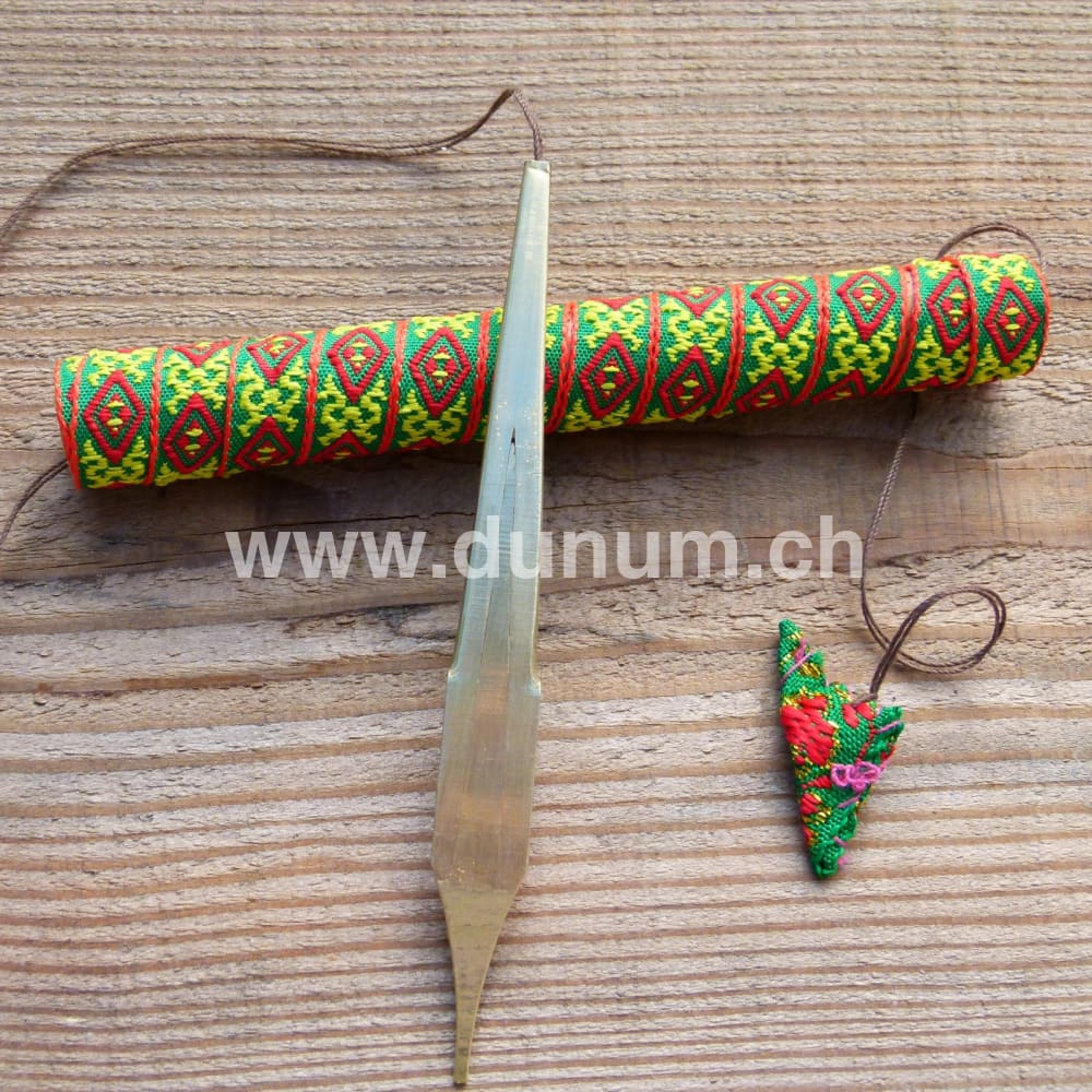 Bass Dan Moi | Didgeridoo & Maultrommeln | Dunum.ch