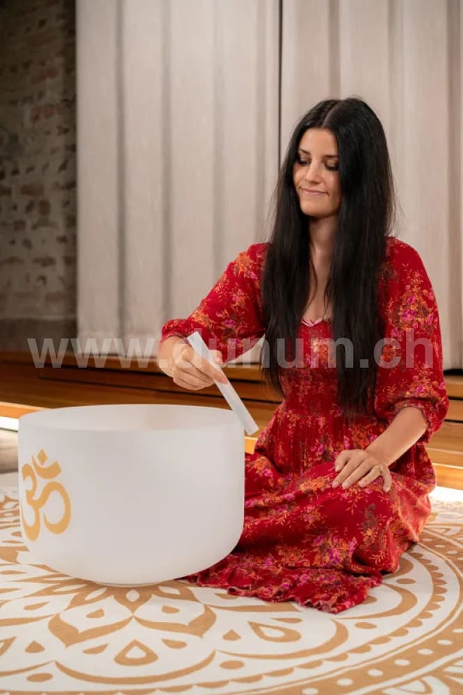 Blume des Lebens Kristallklangschale 8’’ | 16’’ in 136.1 Hz