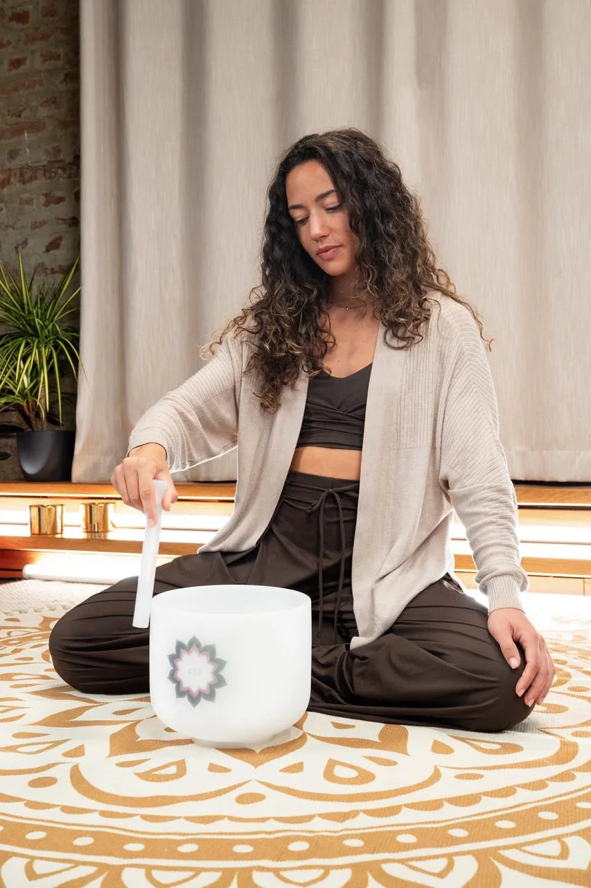 9" / 22cm Kristallklangschale 432 Hz, Lotus Blume mit Tasche