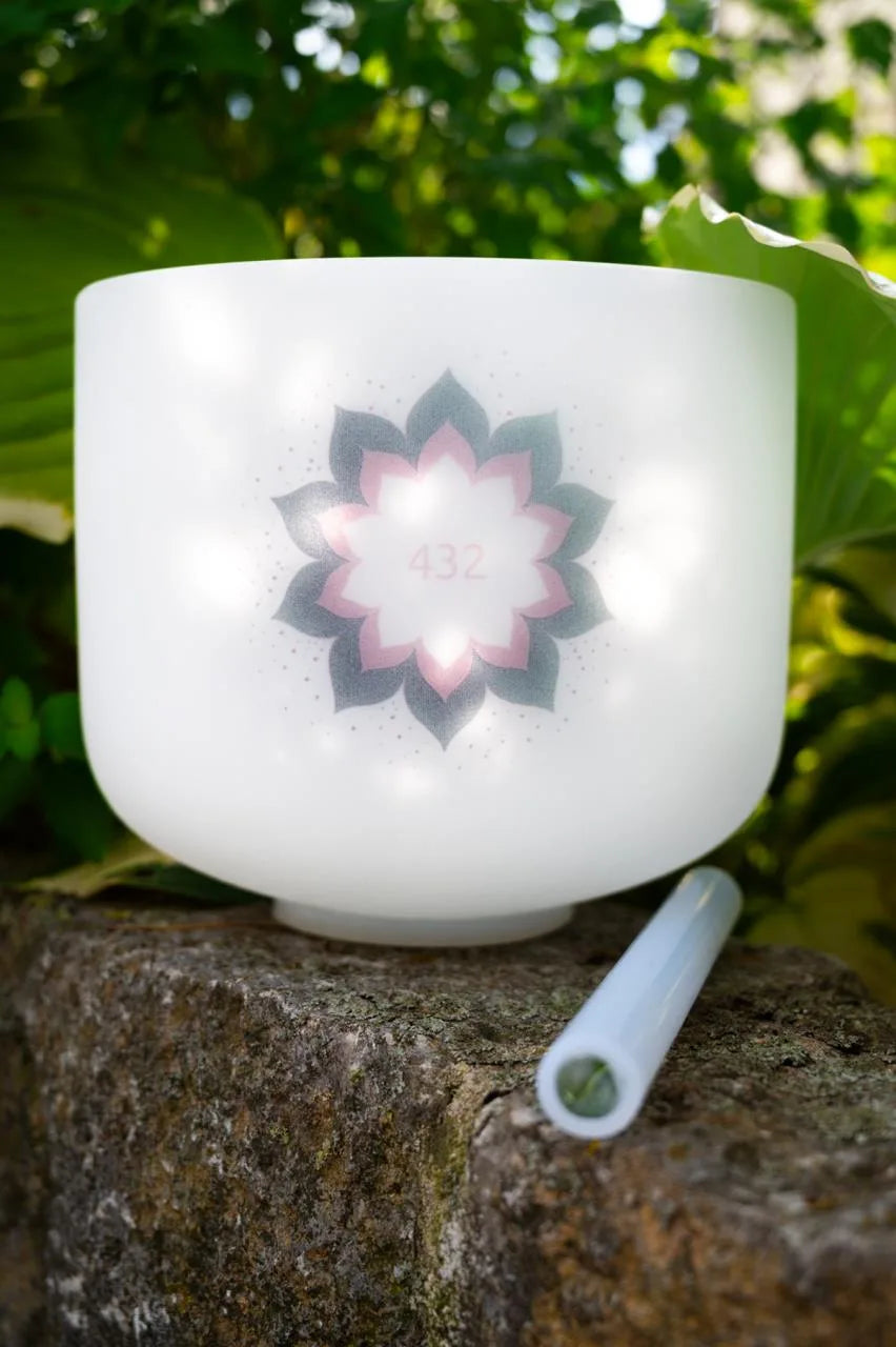 9" / 22cm Kristallklangschale 432 Hz, Lotus Blume mit Tasche