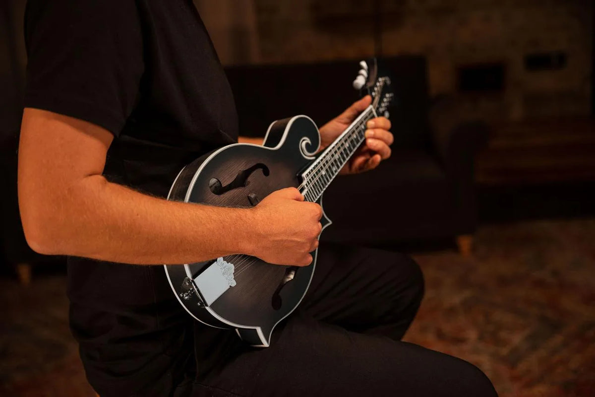 ORTEGA Americana Serie F-Style Mandolin 8 String - Spruce / Maple Satin Whiskey Burst