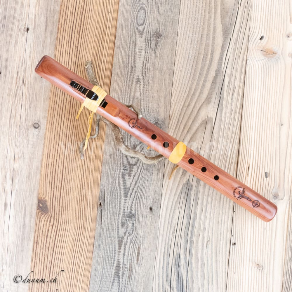 Condor Bass E | Blasinstrumente | Indianische Flöten | Dunum.ch