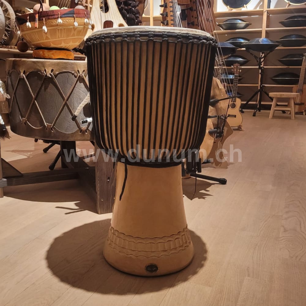 Djembé aus Guinea Ø 33 cm H 64 cm