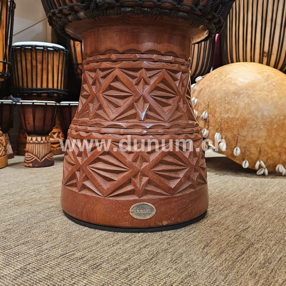 Djembé Pro aus Guinea Ø 36 cm H 63 cm