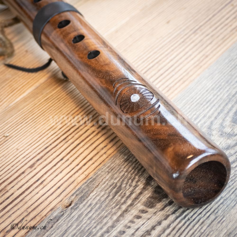 Erdton Flöte E | Blasinstrumente | Erdton & Chakra Flöten | Dunum.ch