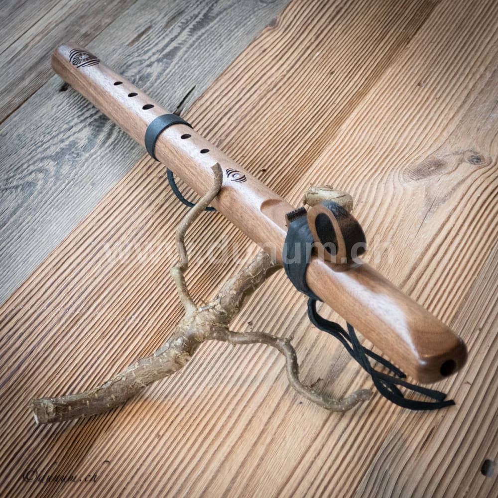 Erdton Flöte F# | Blasinstrumente | Erdton & Chakra Flöten | Dunum.ch