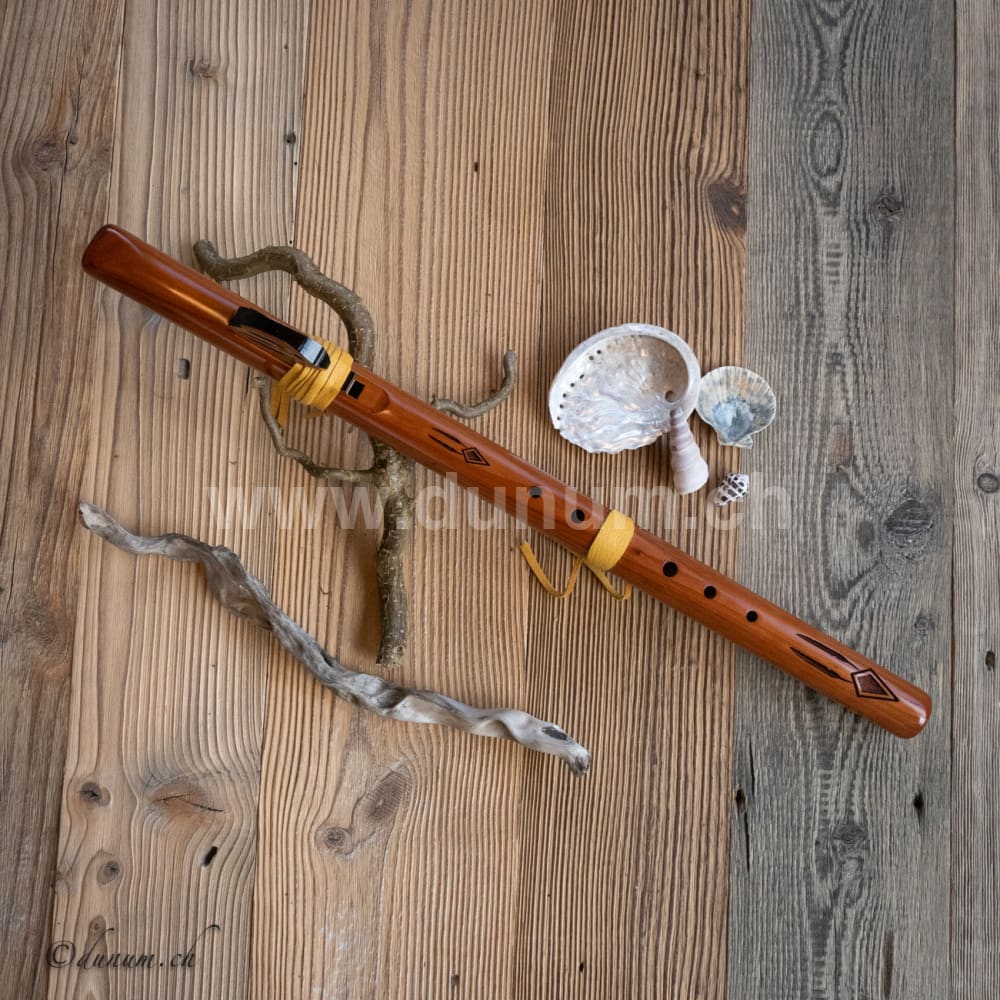 Golden Eagle F# | Blasinstrumente | Indianische Flöten | Dunum.ch