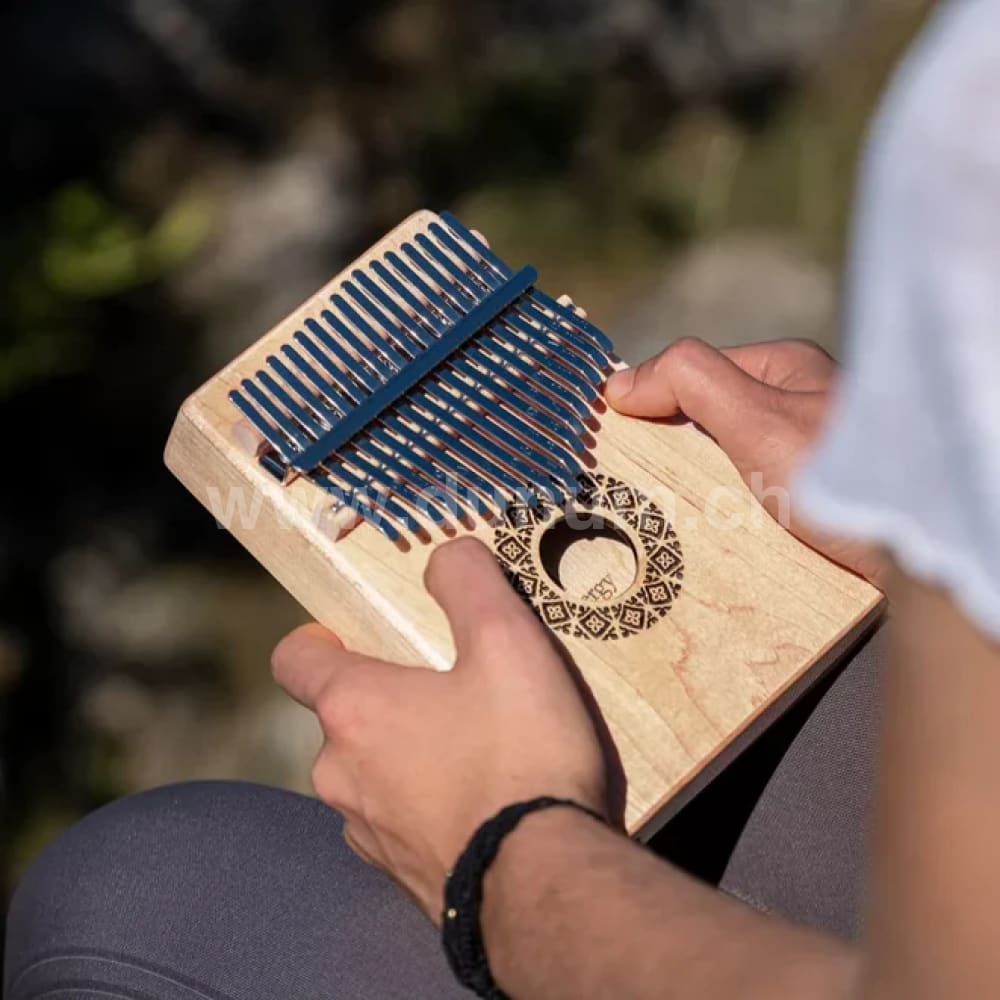 Kalimba 17 Töne | Ahorn | C-Dur (440/432 Hz) | inkl. Tasche | optional mit Pickup