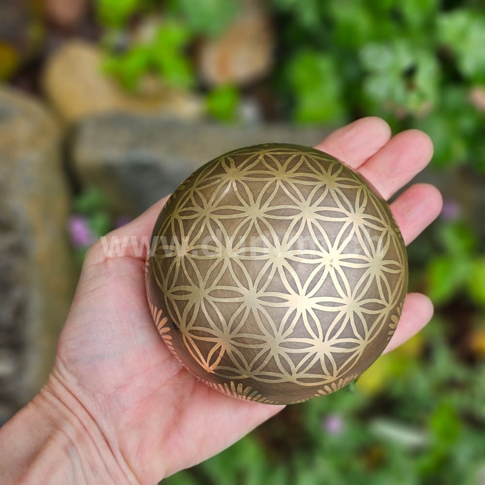 Klangschale Klein mit Blume des Lebens