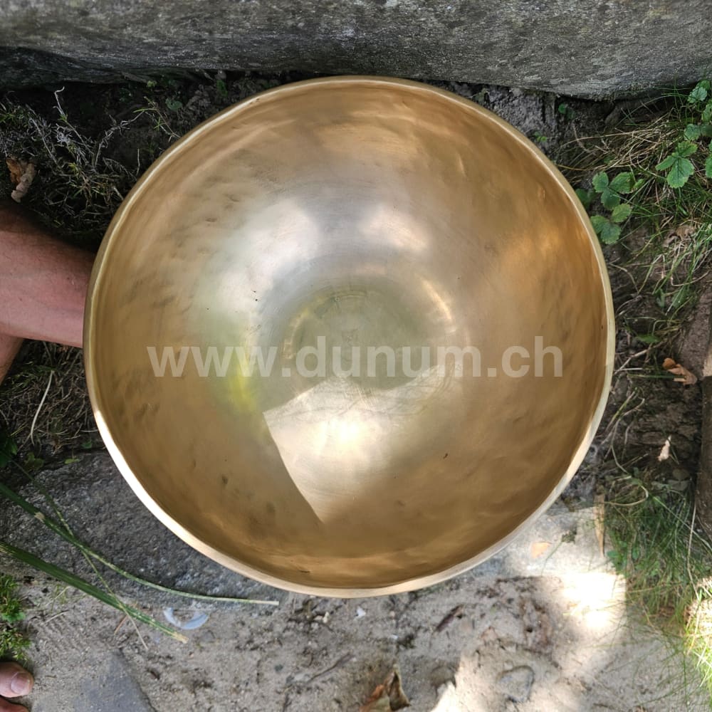 Klangschale Universal ø 26 cm | Ton: ~ C# 440 Hz | Om
