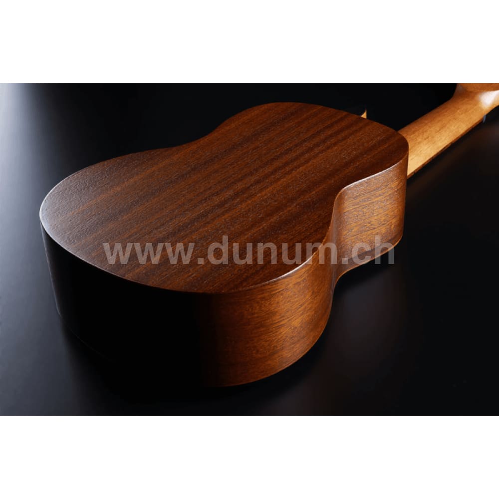 LÂG Ukulele Tiki TKU110C Konzert