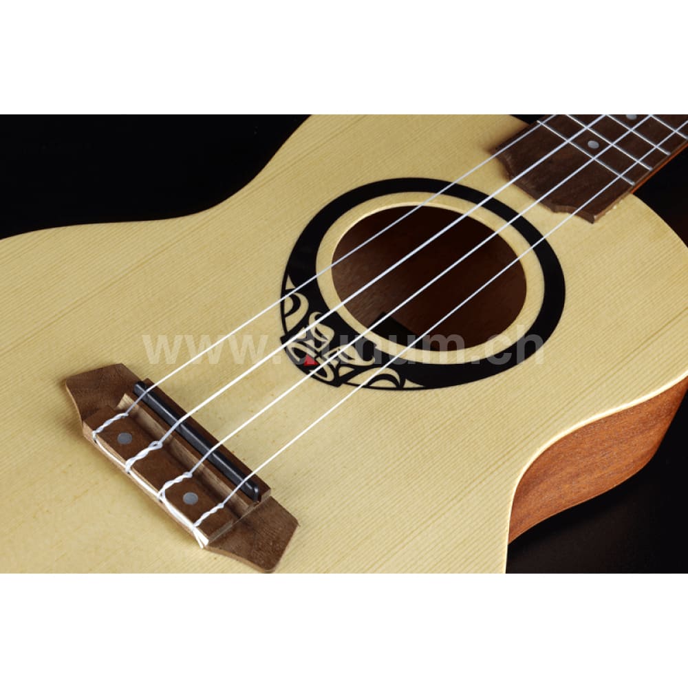 LÂG Ukulele Tiki TKU150TE Tenor