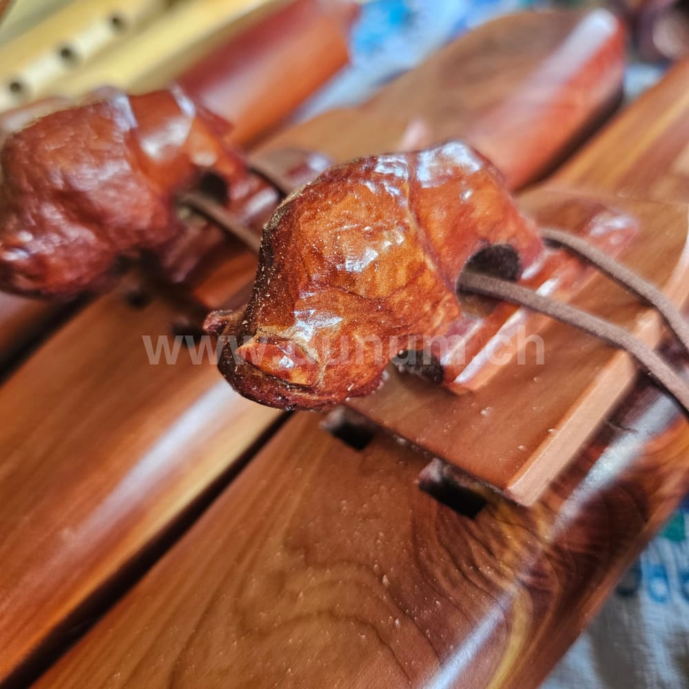 Navajo Indianer Drohne Flöten in A 432 Hz Bison