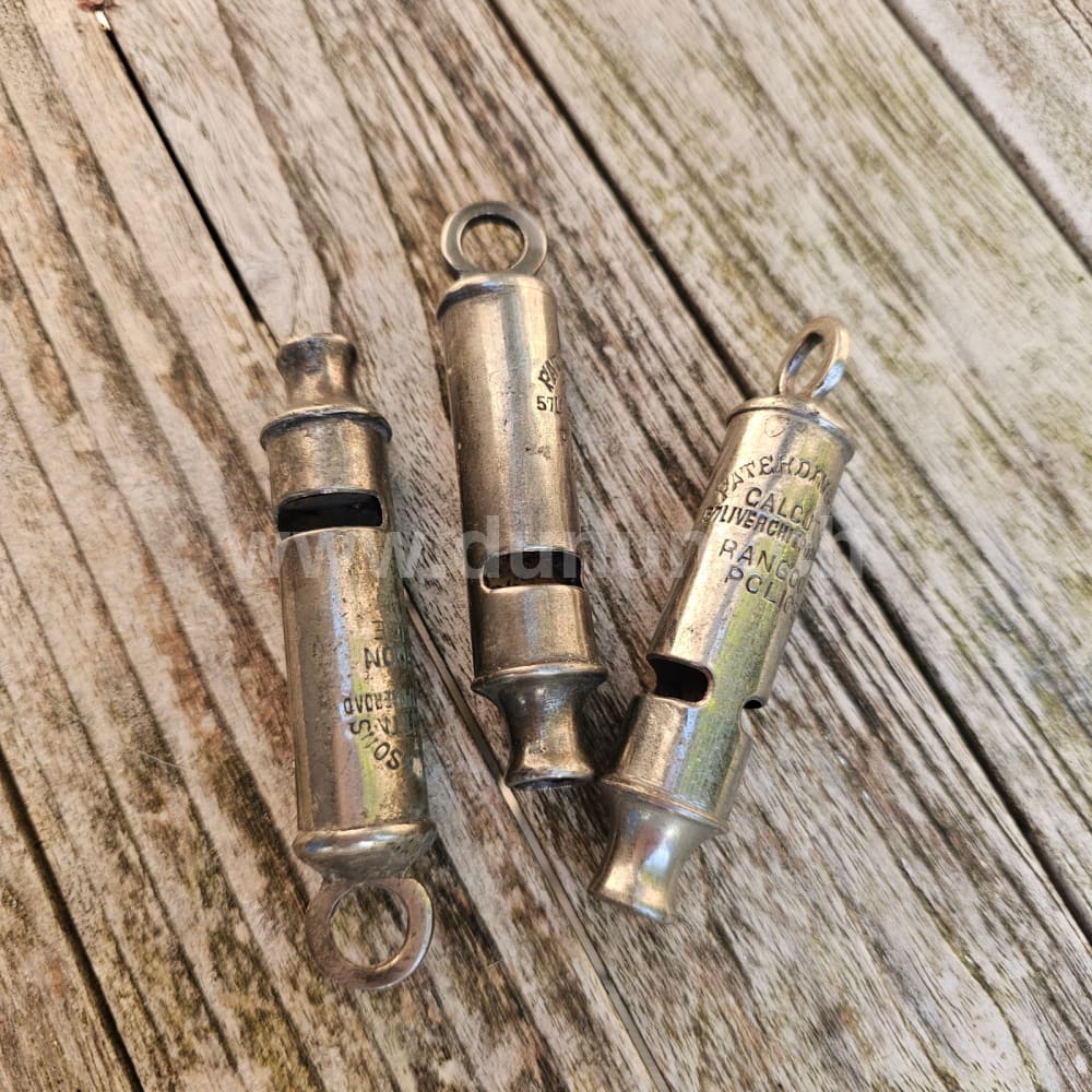 Polizeipfeiffe aus Rangoon