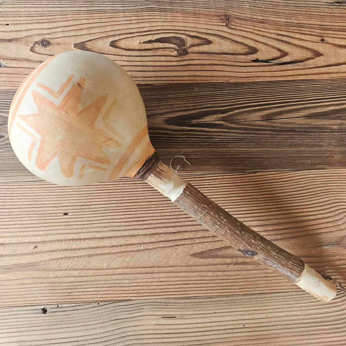 Gourd Rattel | Kalebassenrassel der Lakota
