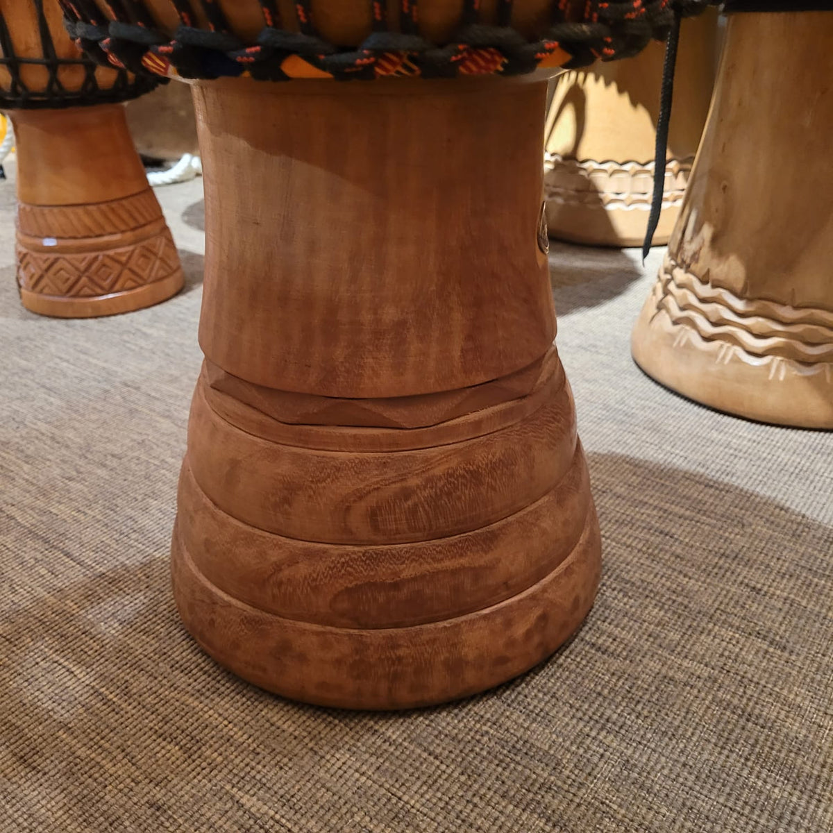 Djembé aus Elfenbeinküdste Ø 35 cm, H 62 cm