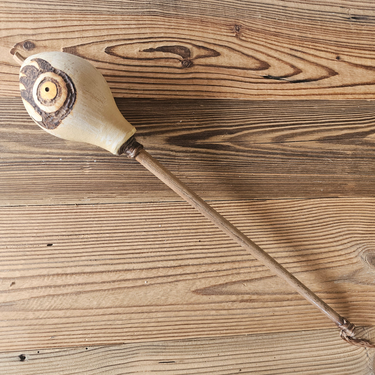 Gourd Rattel | Kalebassenrassel der Lakota