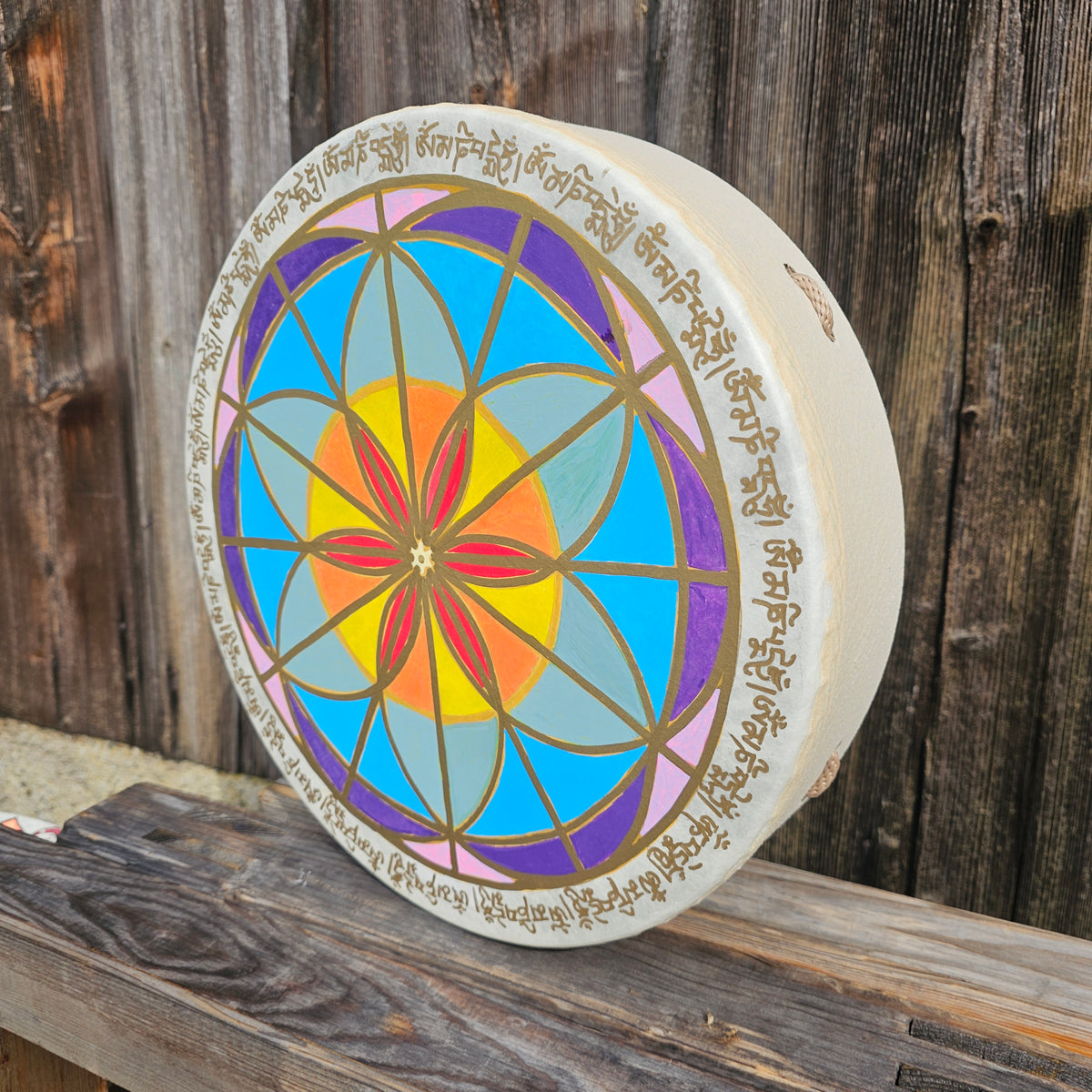 Vegane Buffalo Drum ø 35 cm mit Schlägel - Om mani padme hum