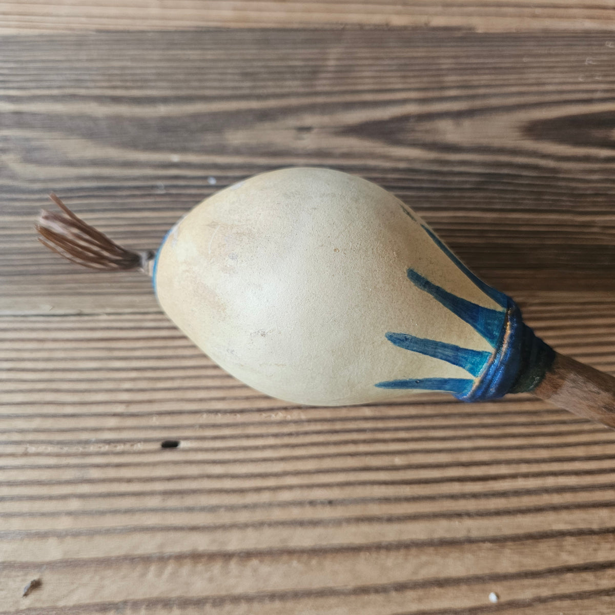 Gourd Rattel | Kalebassenrassel der Lakota