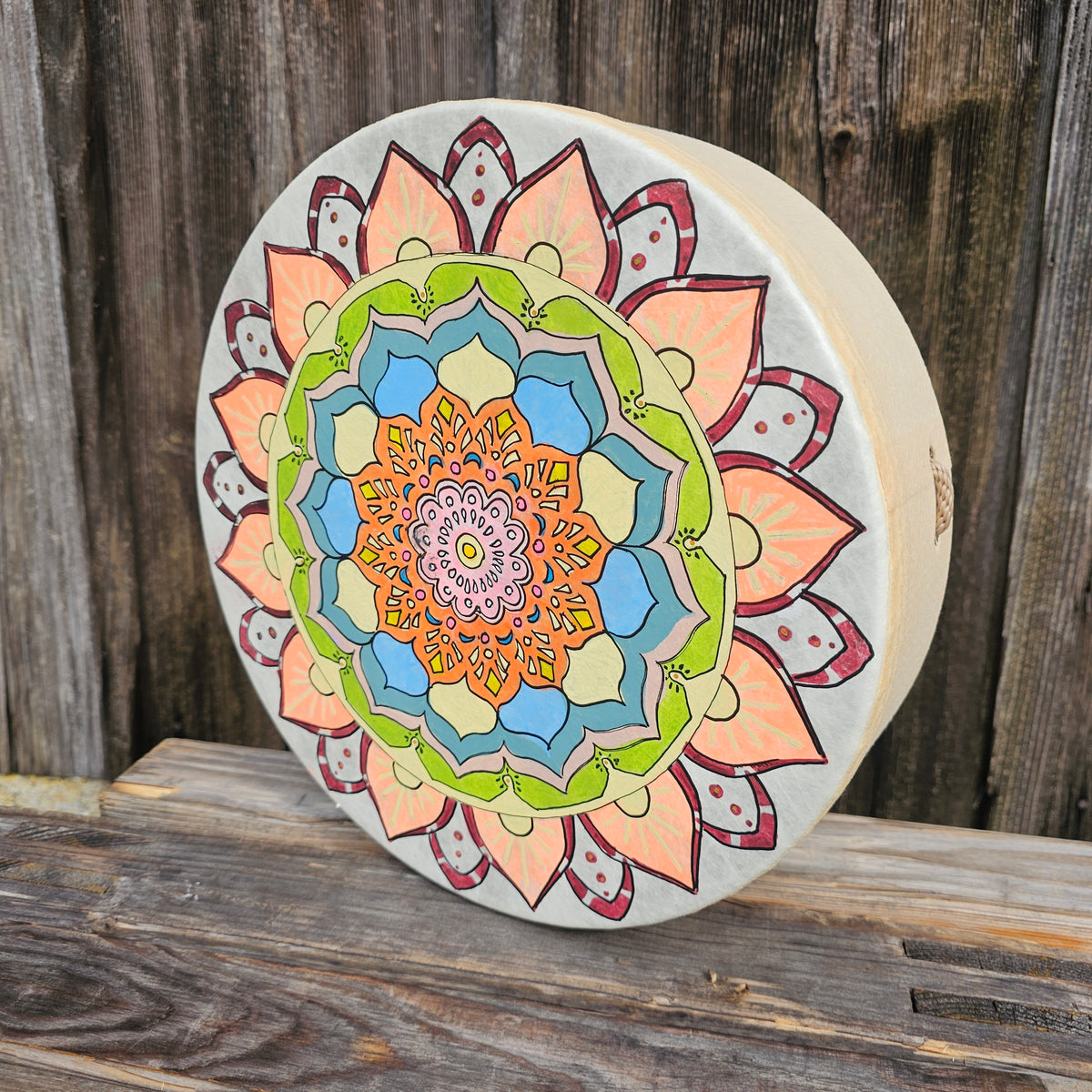 Vegane Buffalo Drum ø 30 cm avec mailloche - Fleurs Mandala