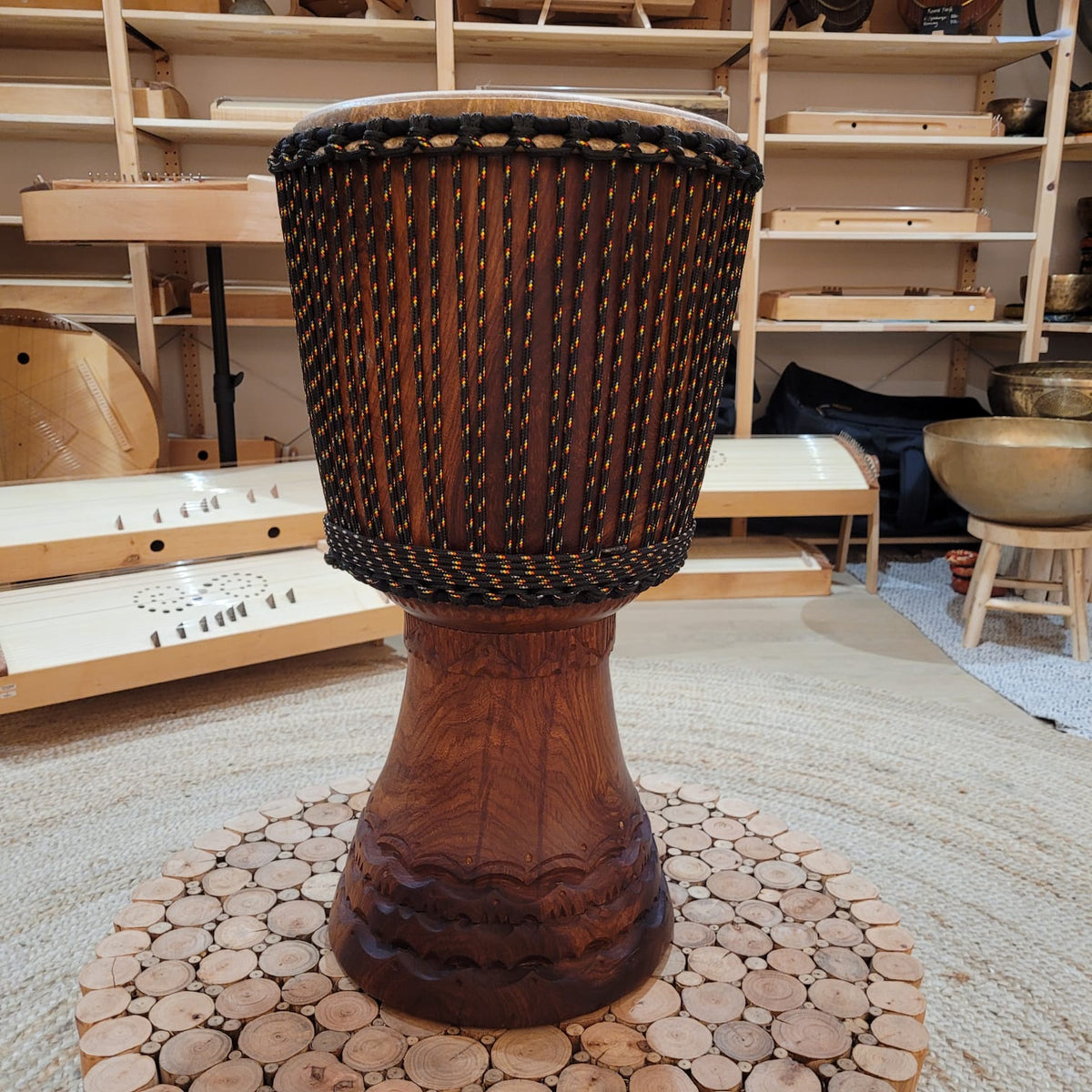 Meisterklasse Djembé aus Mali  Ø 35 cm, H 66 cm