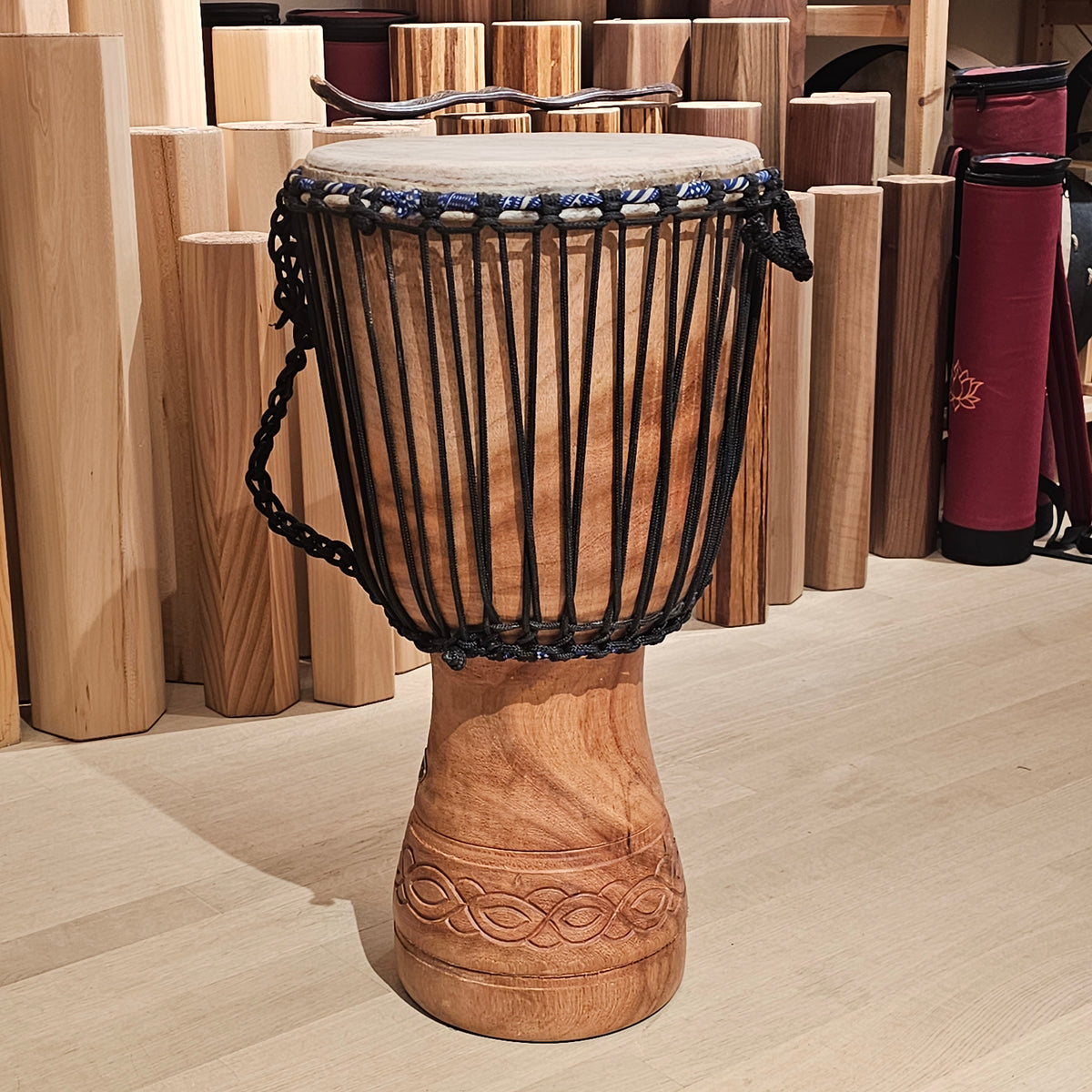 Djembé aus Ghana Ø 34 cm, H 64 cm