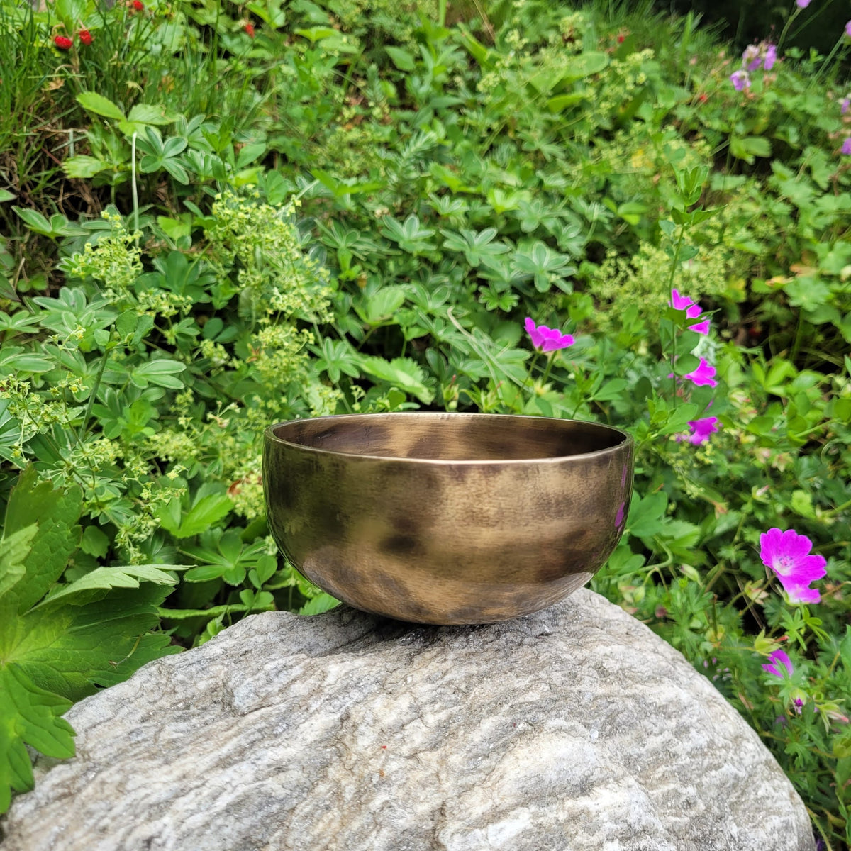 Singing bowl ø 11 cm | Tone: C | Root chakra