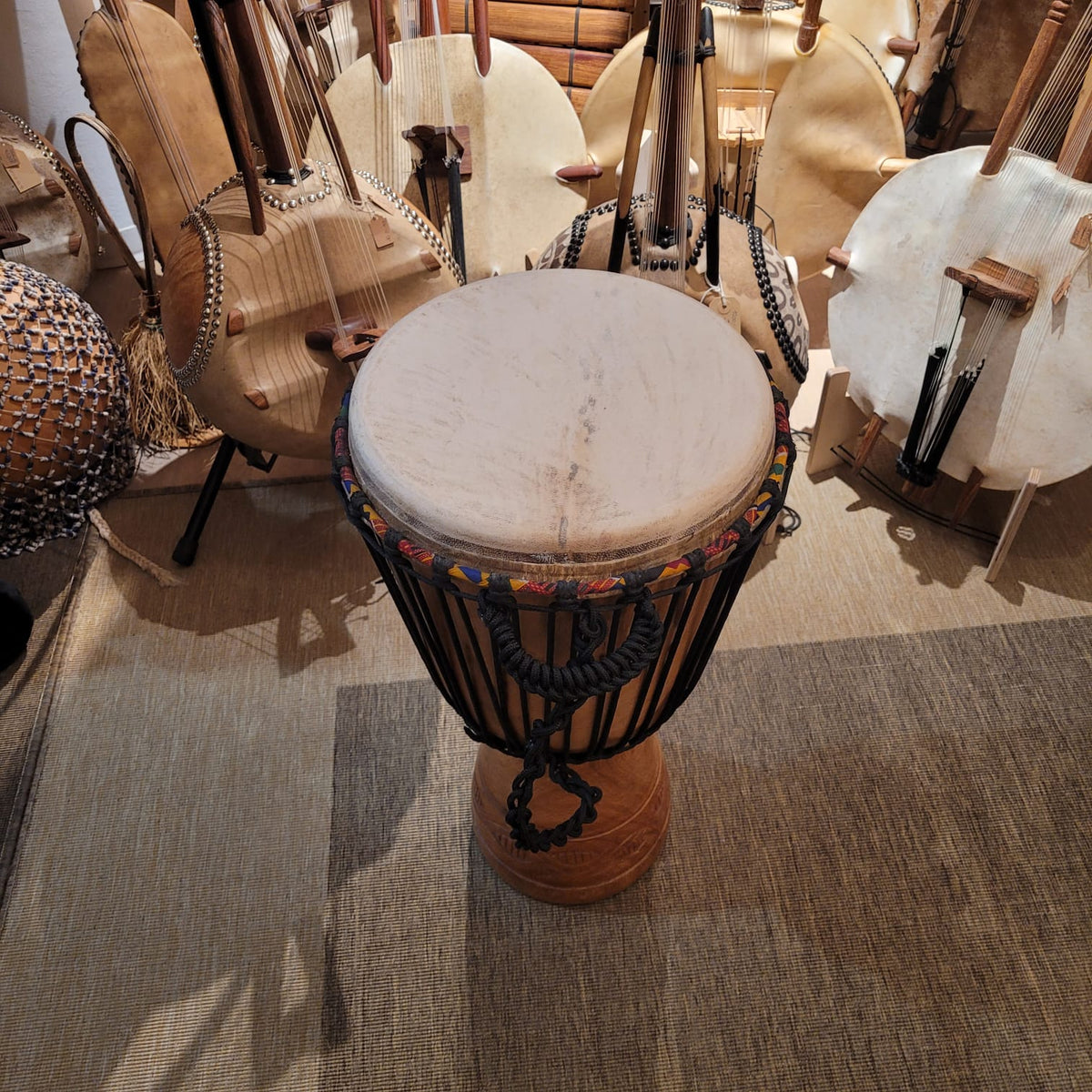 Djembé du Ghana Ø 33 cm, H 63 cm