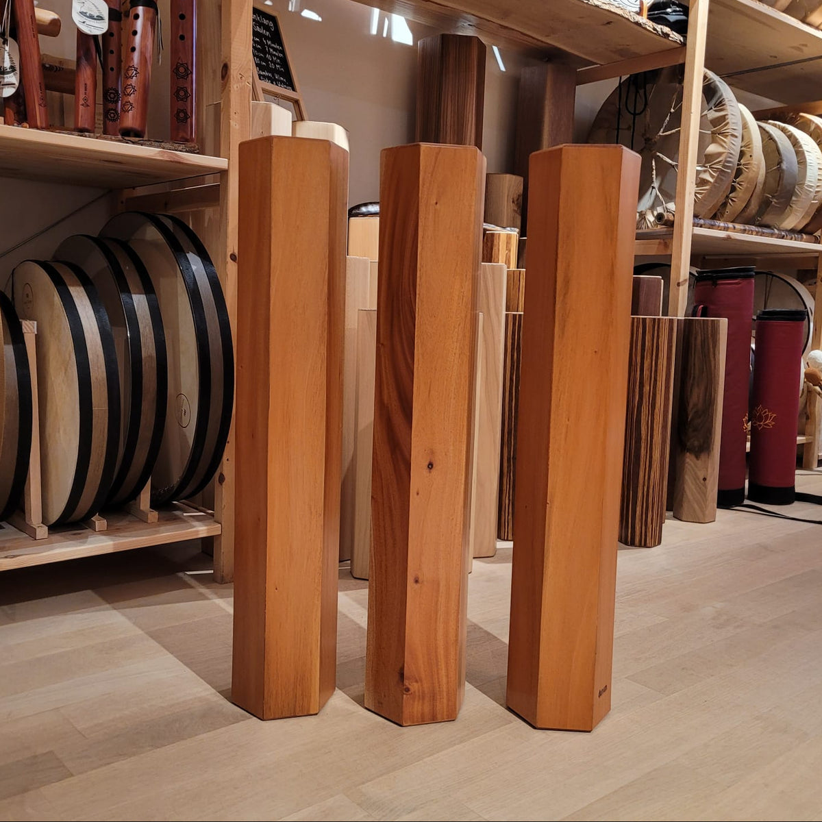 Regenstab aus Mahagonie – 70 cm, 7 Minuten Klangdauer