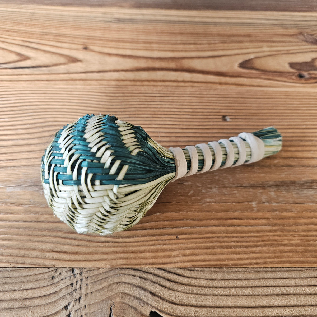 Hopi Grasrassel