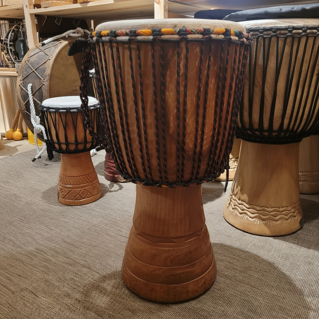 Djembé aus Elfenbeinküdste Ø 35 cm, H 62 cm