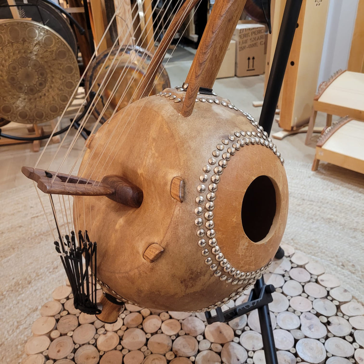 Kamelen Goni 12 cordes et housse