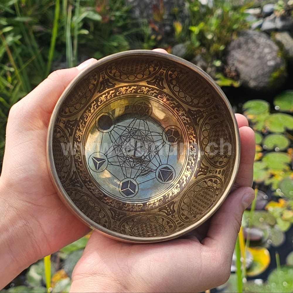 Tibetische Klangschale - ø 10,5 cm | C# | Om