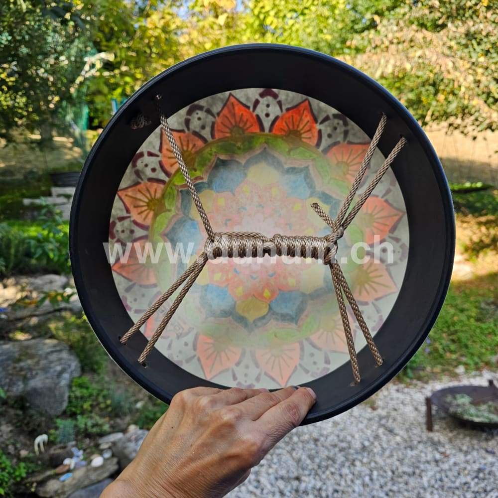 Vegane Buffalo Drum ø 30 cm mit Schlägel - Blumen Mandala | Schamanentrommel | Perkussion & Trommel | Dunum.ch