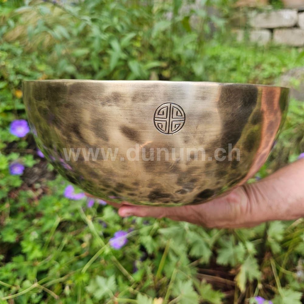 Vollmond-Klangschale aus Nepal | Ø 25 cm | C 432 Hz
