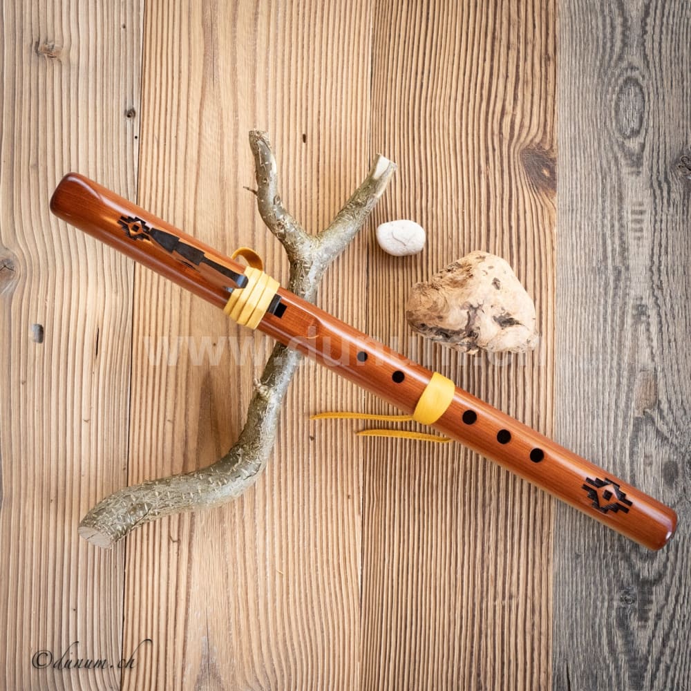 White Tail Hawk hohes B | Blasinstrumente | Indianische Flöten | Dunum.ch